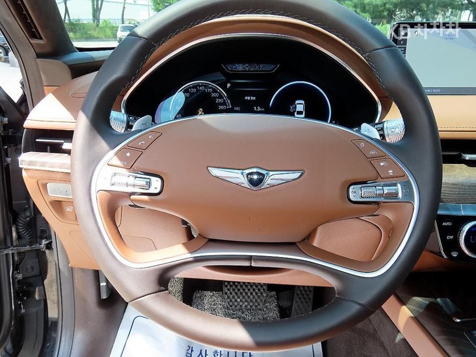 Genesis - G80 | 2.5 T-GDi AWD 8