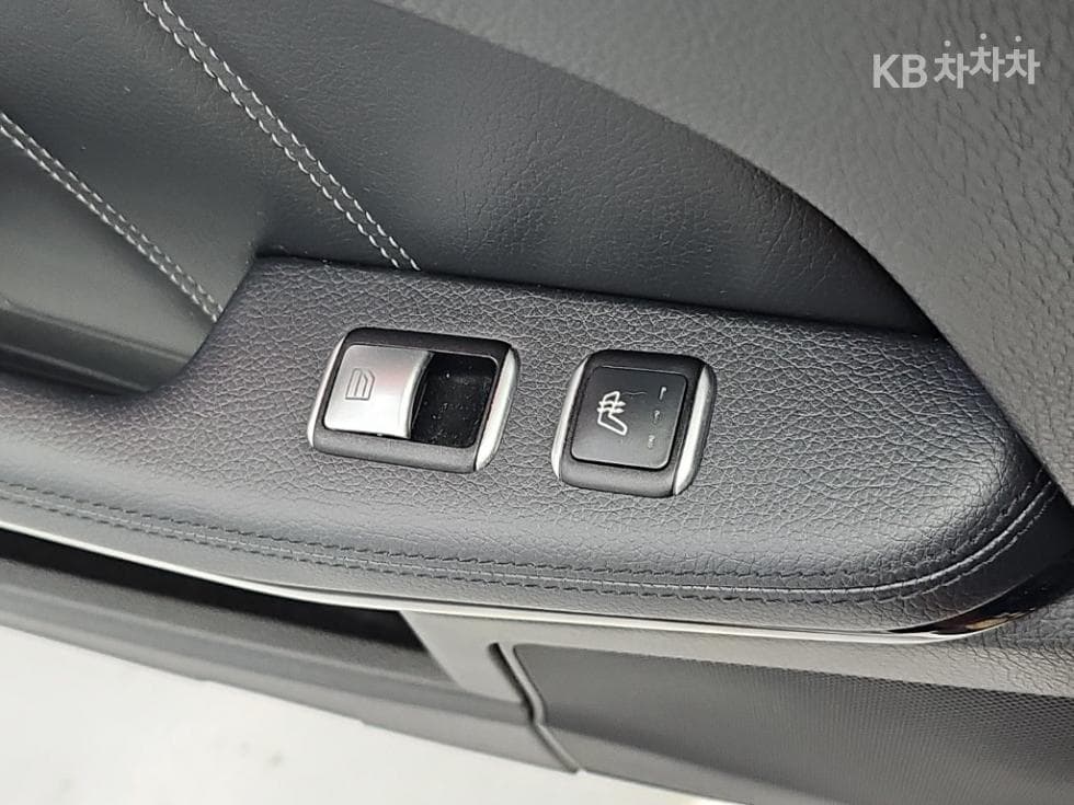 Mercedes-Benz - E-Class | New E220 CDI Avantgarde W212(09~) 14