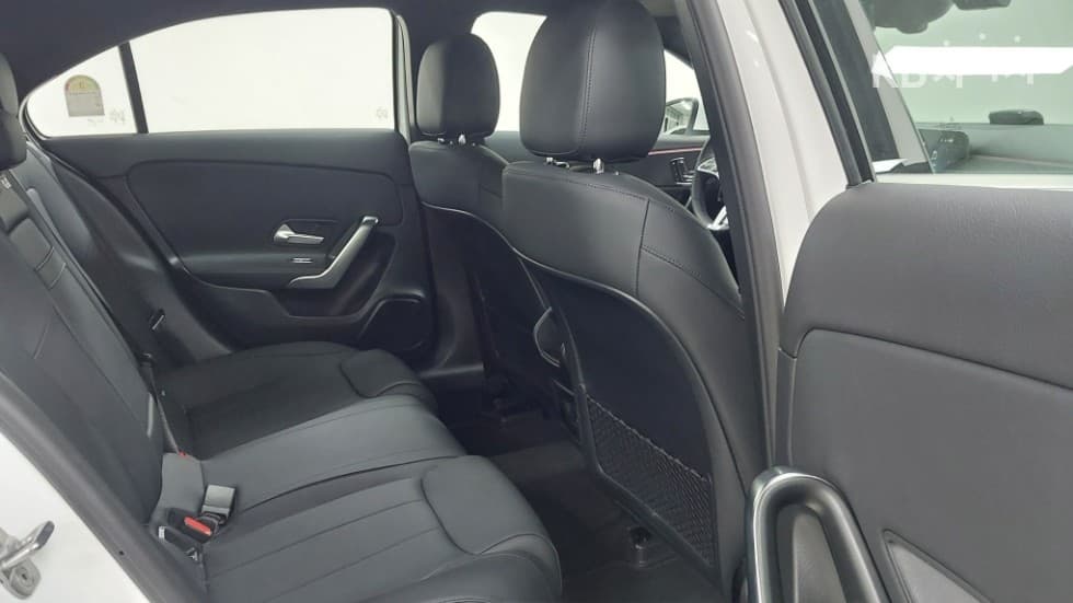 Mercedes-Benz - A-Class | A220 Sedan - 14