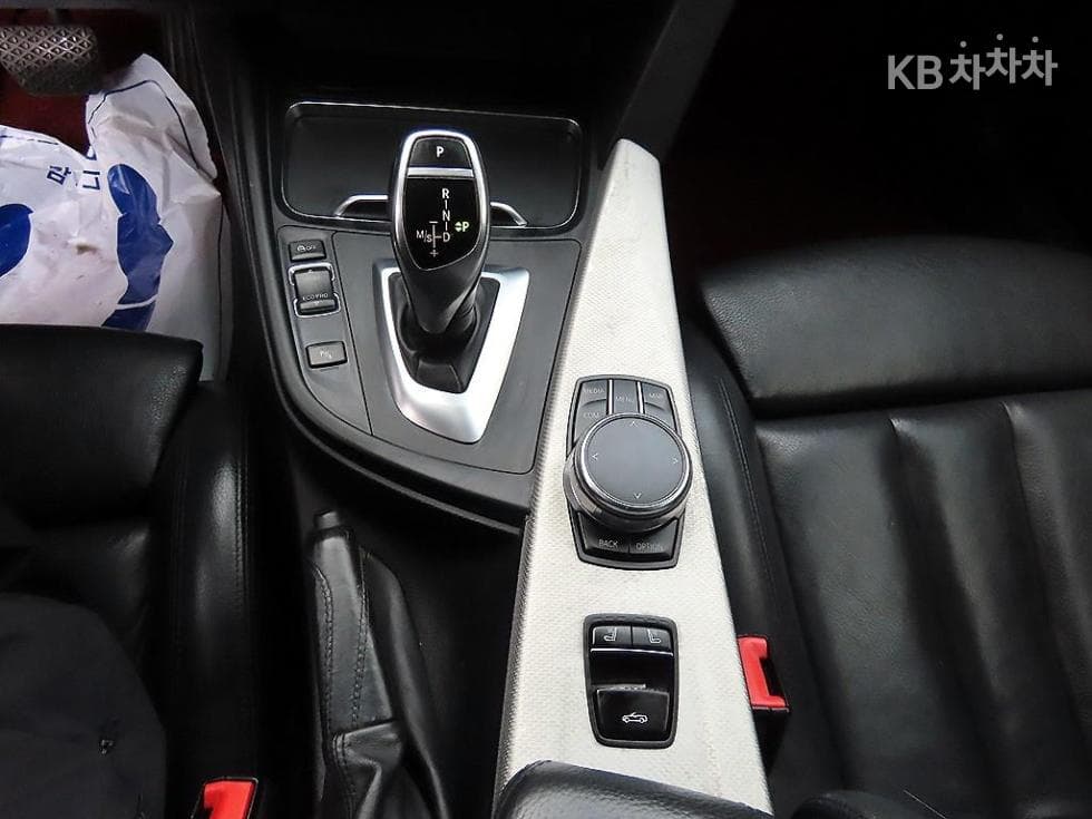 بي إم دبليو - 4-Series | 428 Convertible M Sport 15
