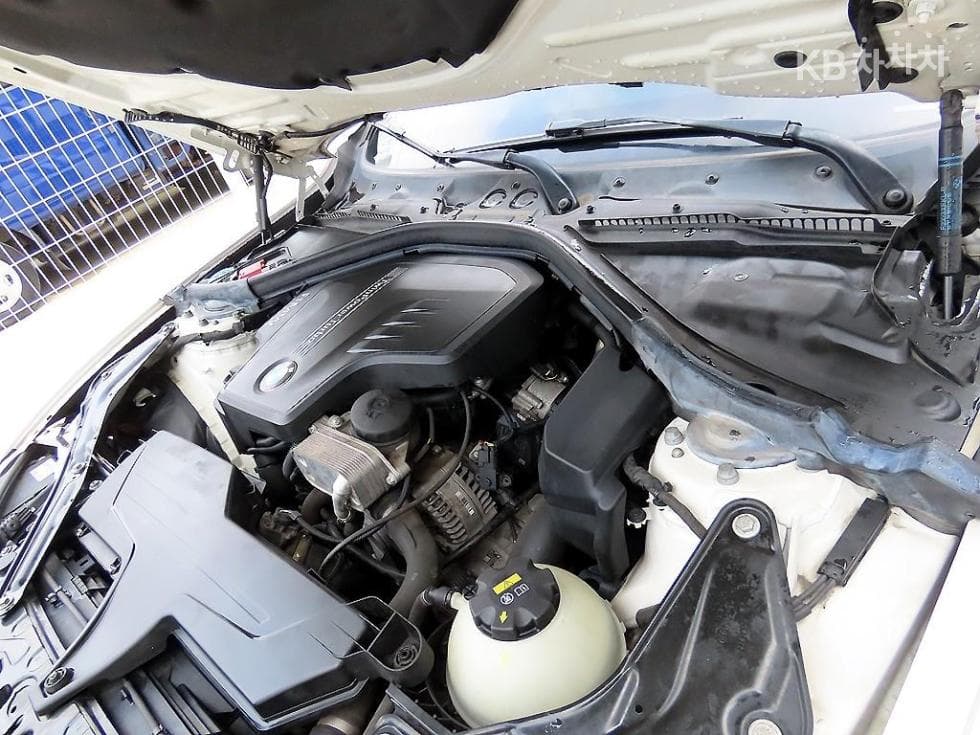 بي إم دبليو - 4-Series | 428 Convertible M Sport 19