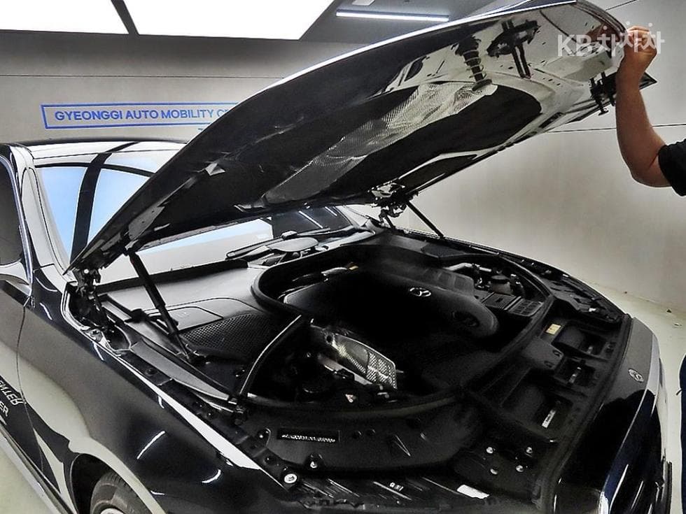 Mercedes-Benz - S-Class | S500L 4Matic Base 19