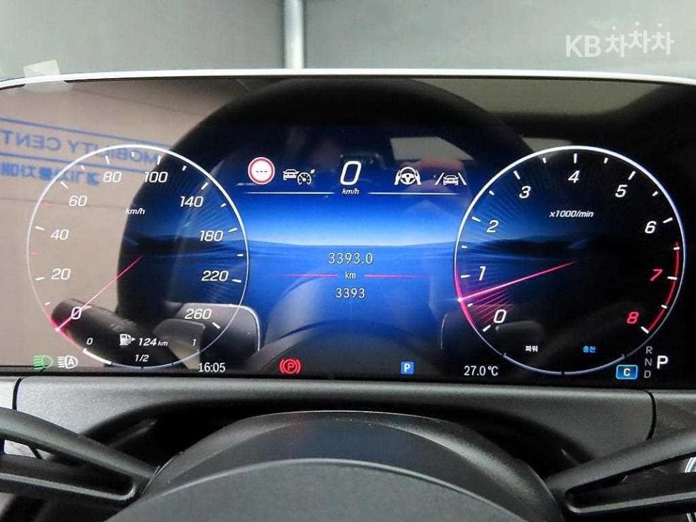 Mercedes-Benz - E-Class | E200 Avantgarde 8