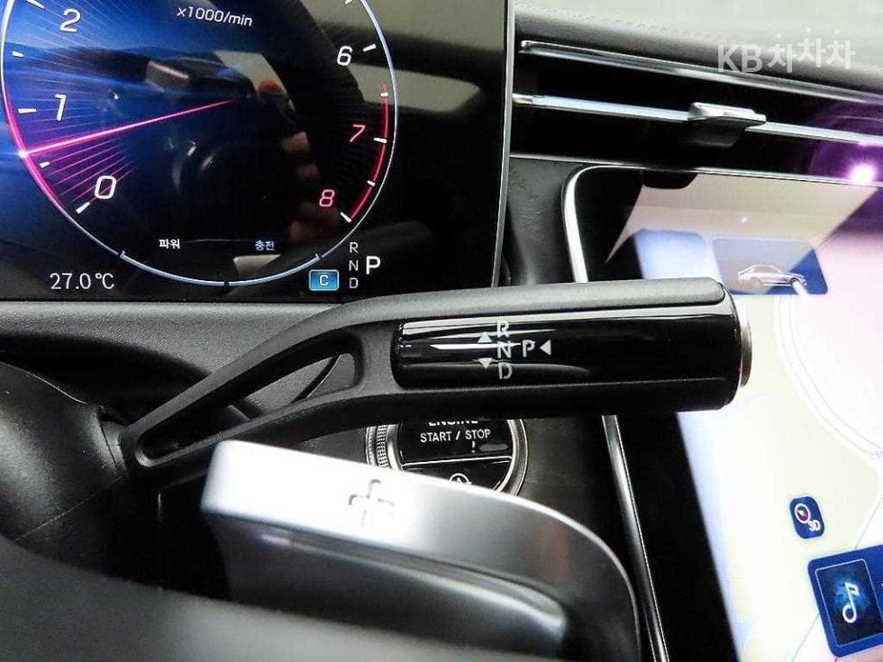 Mercedes-Benz - E-Class | E200 Avantgarde 10