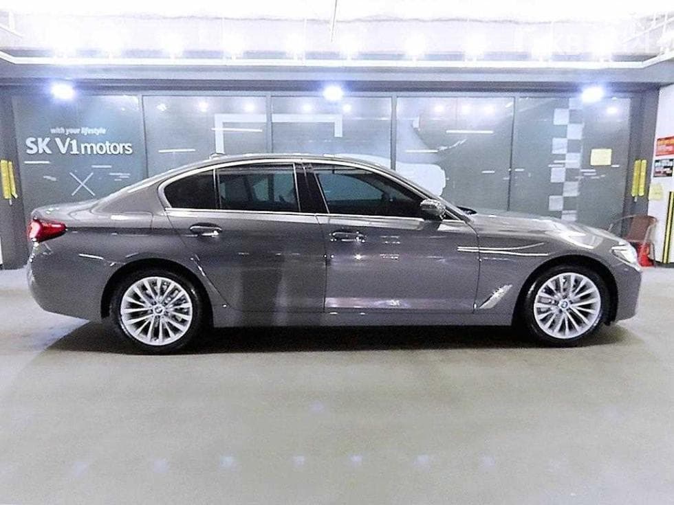بي إم دبليو - 5-Series | All New 530 Luxury Line 3