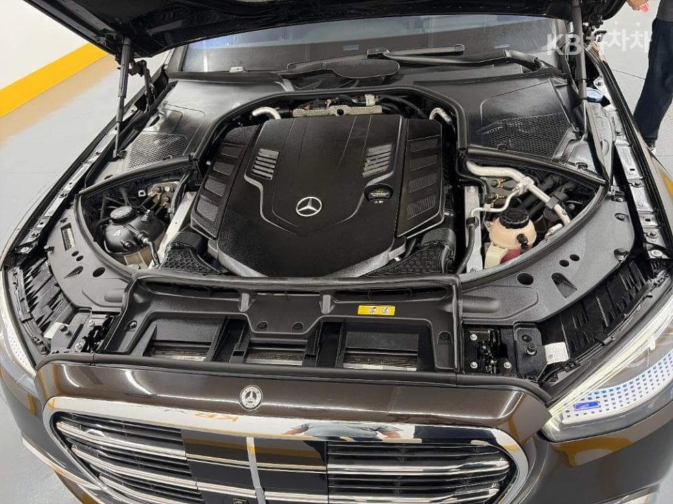 Mercedes-Benz - S-Class | S580L 4Matic Base 5