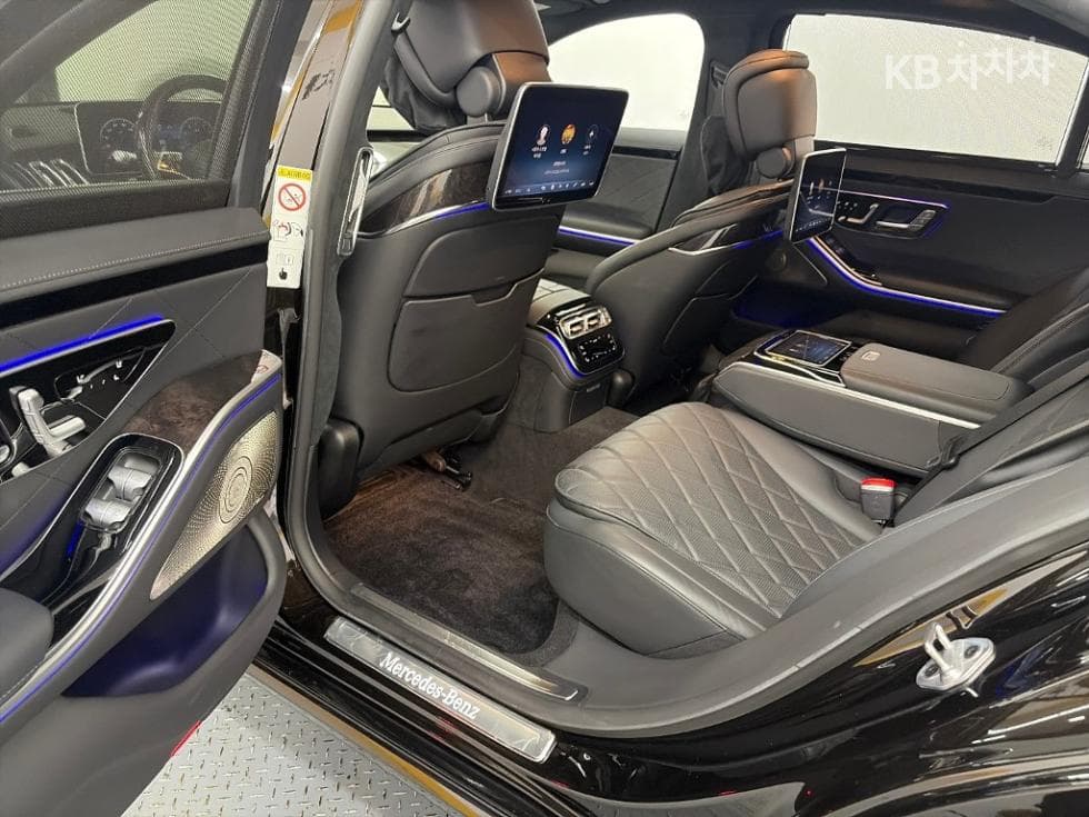 Mercedes-Benz - S-Class | S580L 4Matic Base 12
