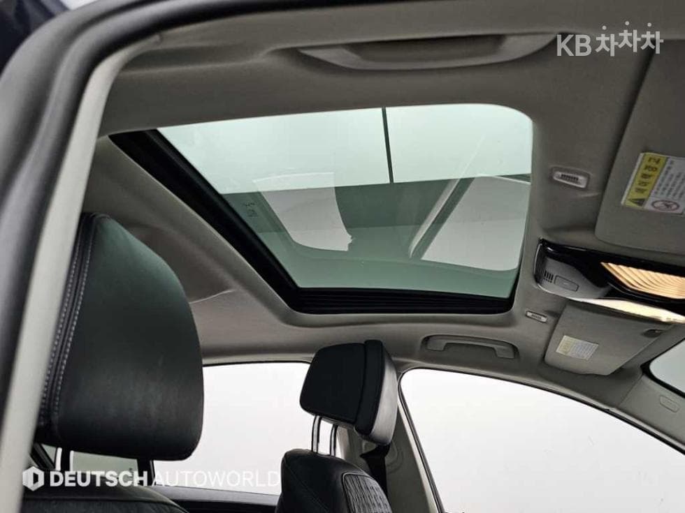 BMW - 5-Series | All New 530 Luxury Plus 17