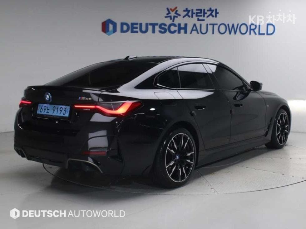 BMW - i4 | M50 Pro 2