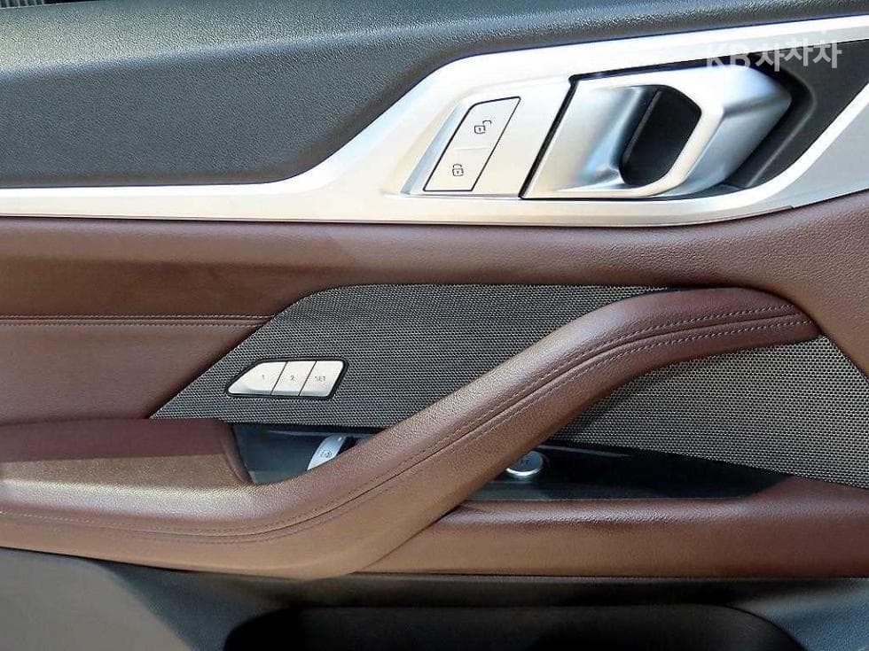 بي إم دبليو - i4 | eDrive40 M Sport Pro 12
