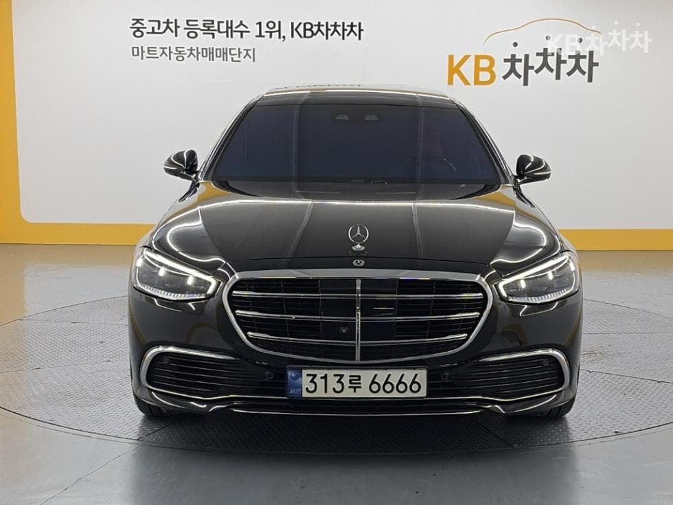 Mercedes-Benz - S-Class | S580L 4Matic Base 2