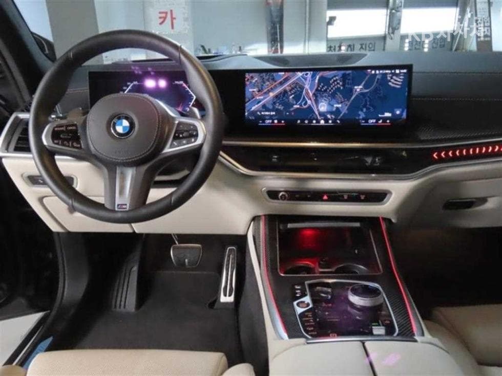 BMW - X7 | xDrive 40 M Sport 16