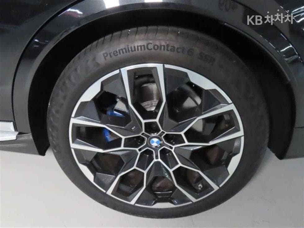 BMW - X7 | xDrive 40 M Sport 17