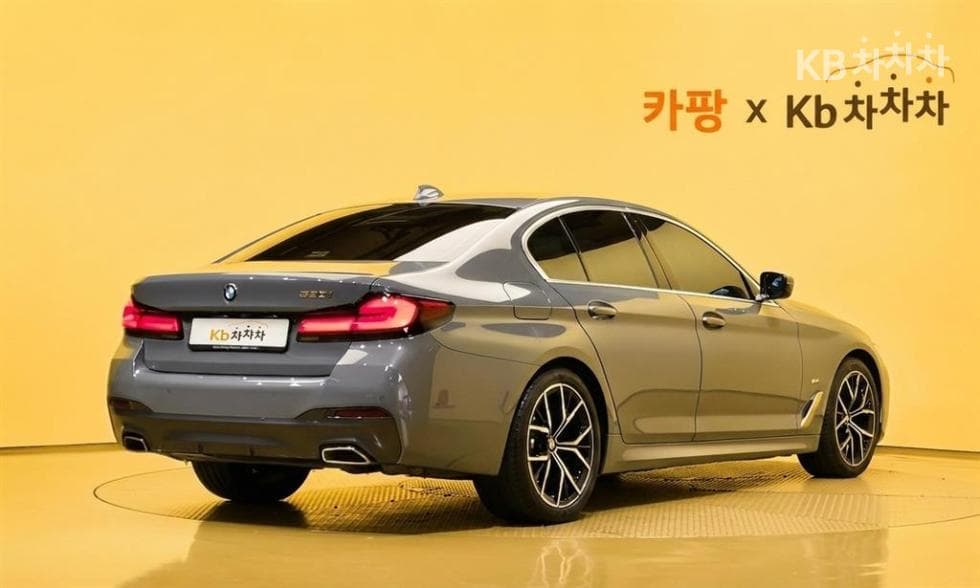 BMW - 5-Series | All New 530 M Sport 3