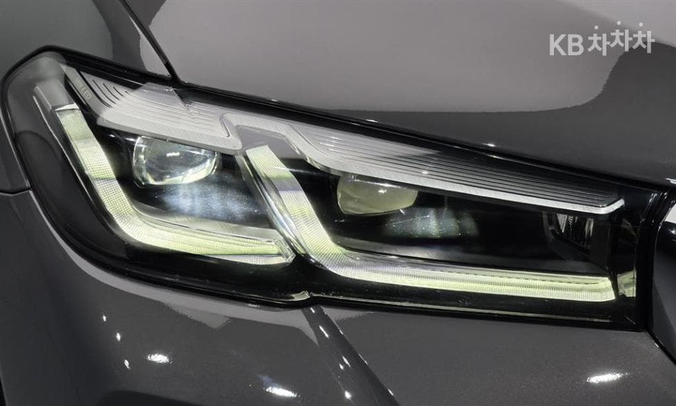 BMW - 5-Series | All New 530 M Sport 7