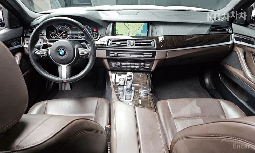 BMW - 5-Series | New 528 xDrive M Dynamic F10 7