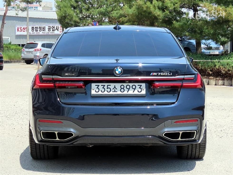 بي إم دبليو - 7-Series | M760Li xDrive Base 4