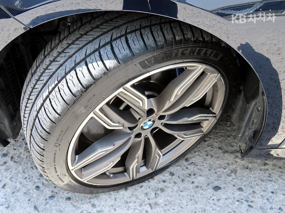بي إم دبليو - 7-Series | M760Li xDrive Base 20