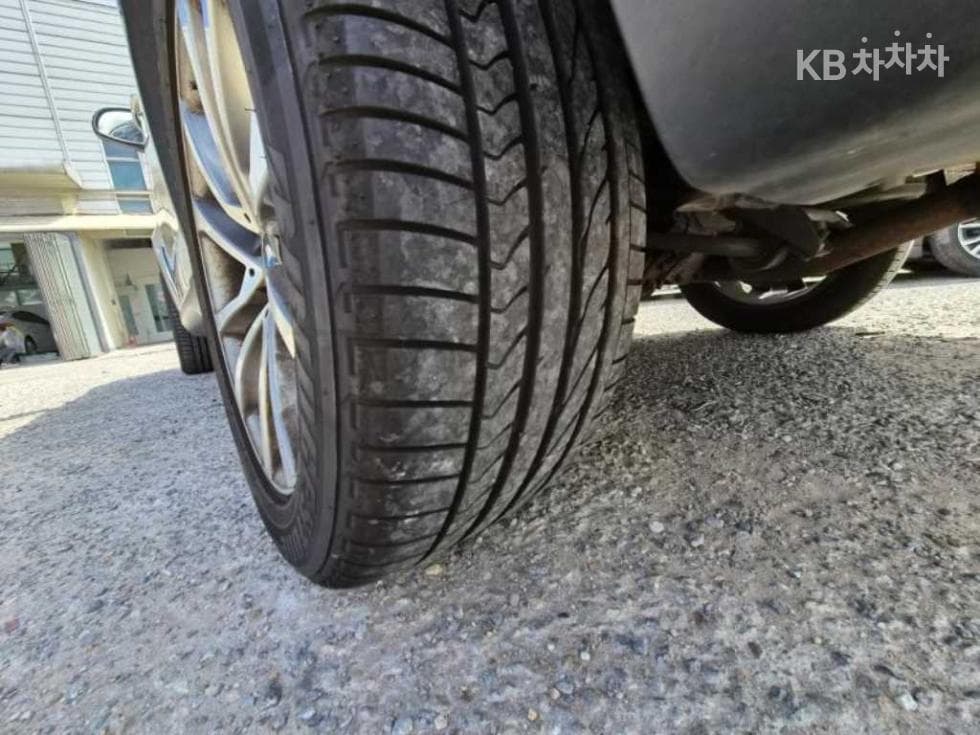 BMW - X6 | xDrive 30 Base 5
