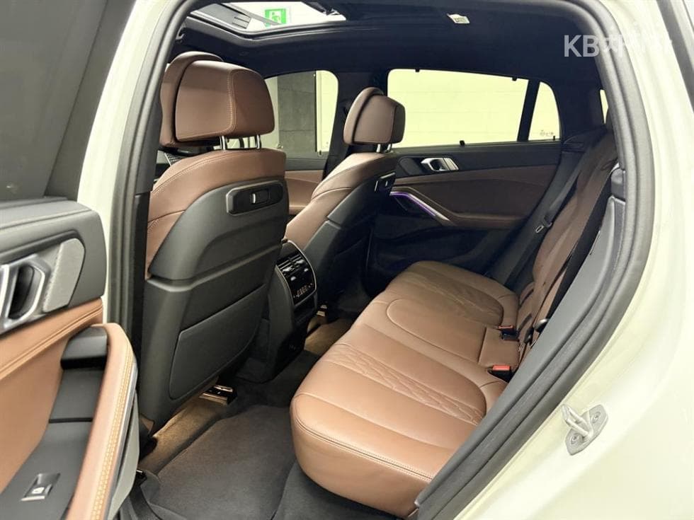 BMW - X6 | xDrive 40 M Sport Package 7