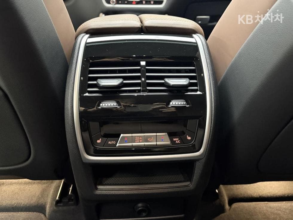 BMW - X6 | xDrive 40 M Sport Package 9