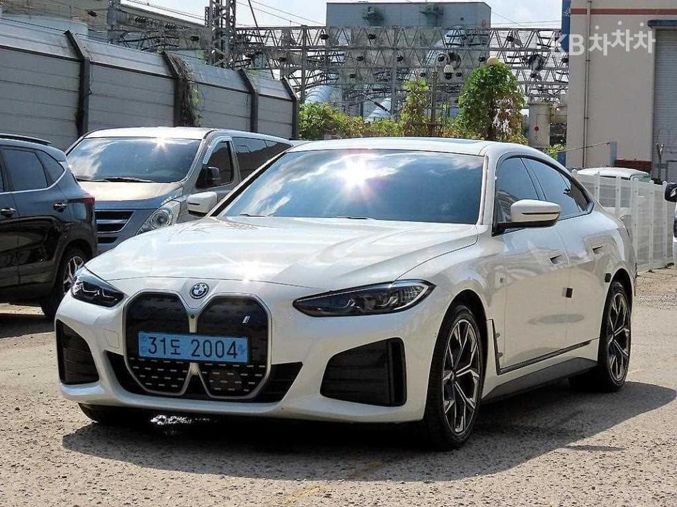 BMW - i4 | eDrive40 M Sport 2