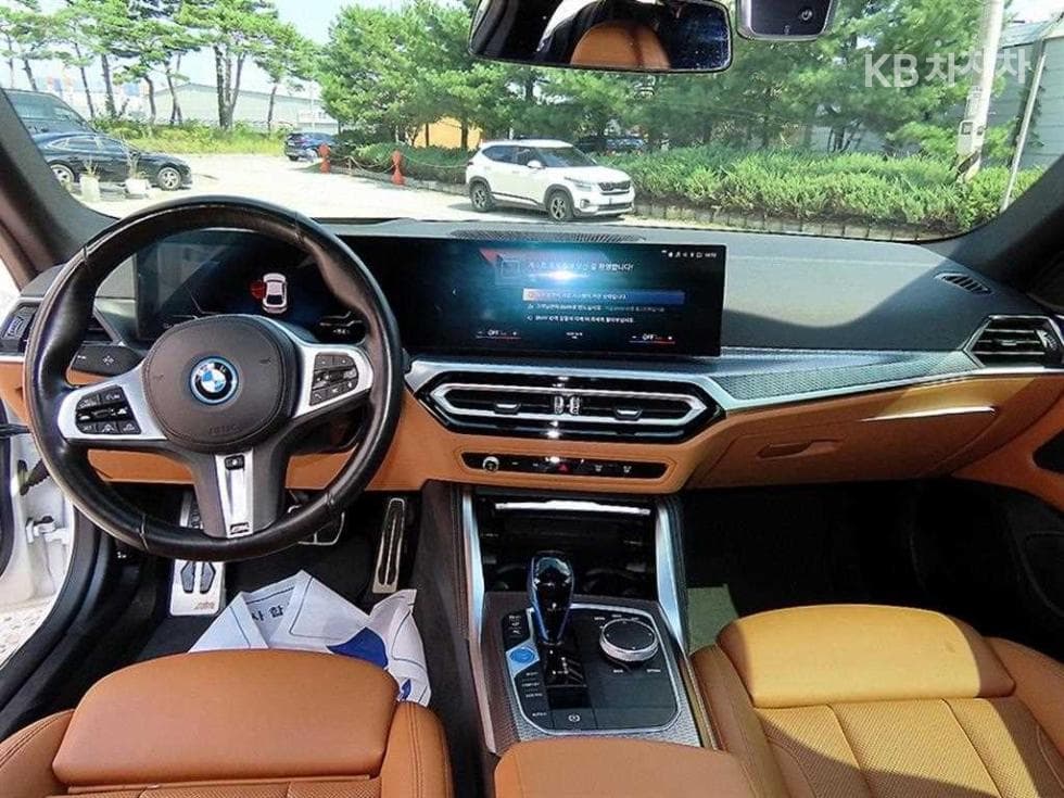BMW - i4 | eDrive40 M Sport 7