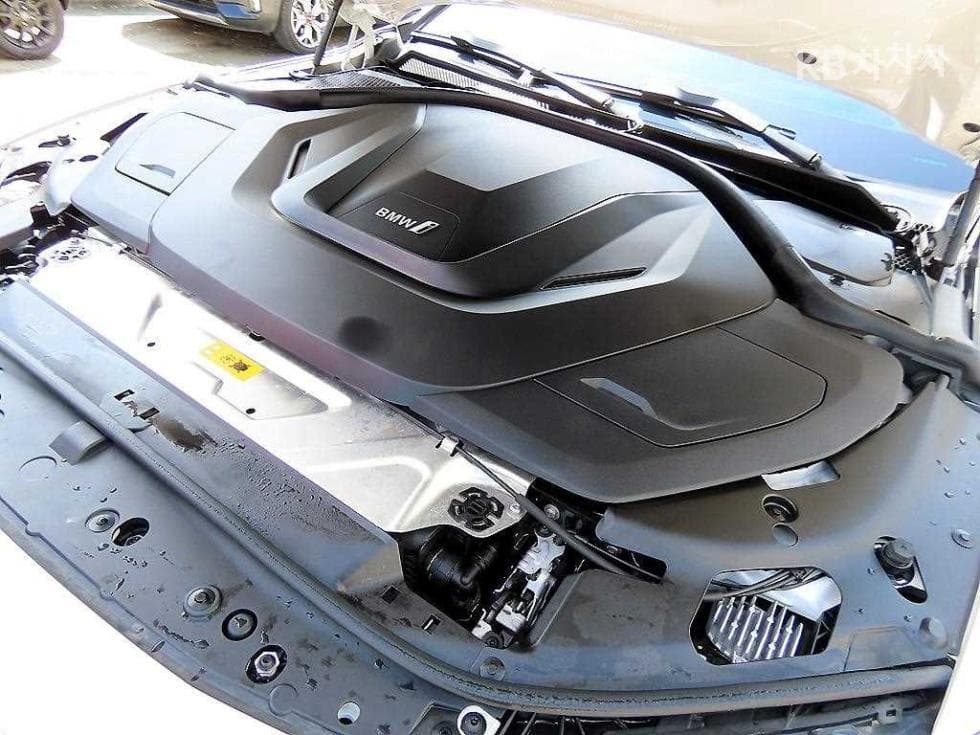 BMW - i4 | eDrive40 M Sport 18