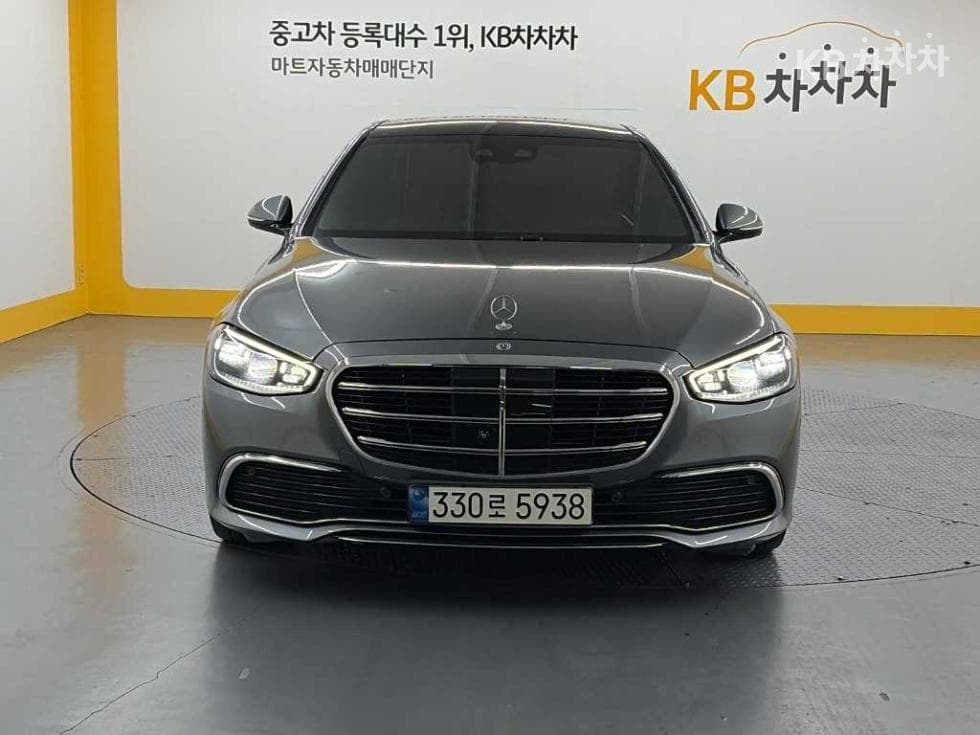 Mercedes-Benz - S-Class | S350 Base 2