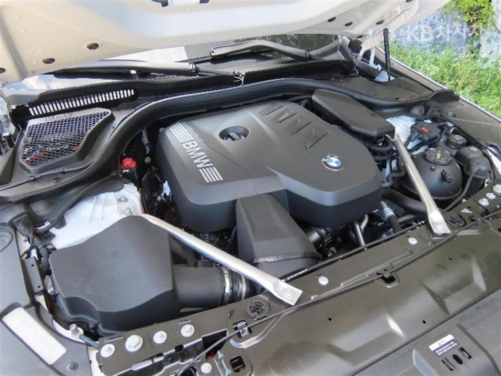 BMW - 5-Series | New 520 M Sport 20