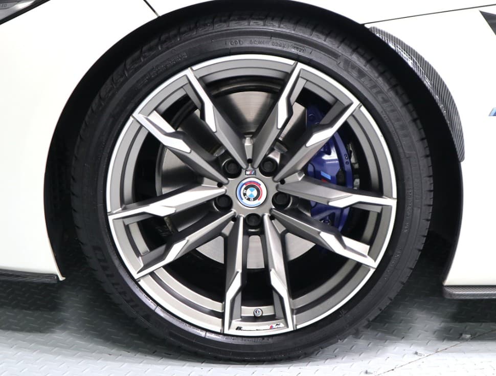 BMW - Z4 | All New M40 20