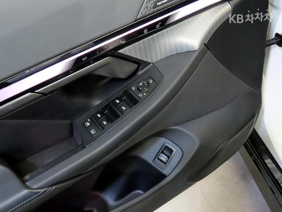 BMW - i5 | eDrive 40 M Sport 13