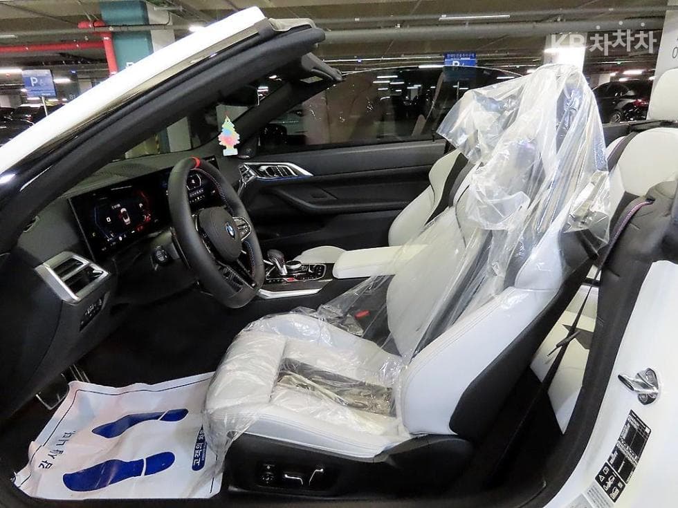 BMW - M4 | MSeries Convertible Competition M xDrive G82 8