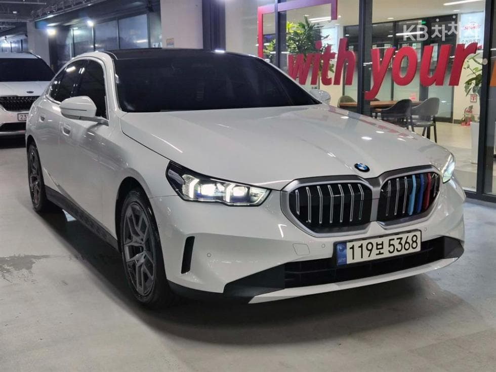 BMW 5-Series