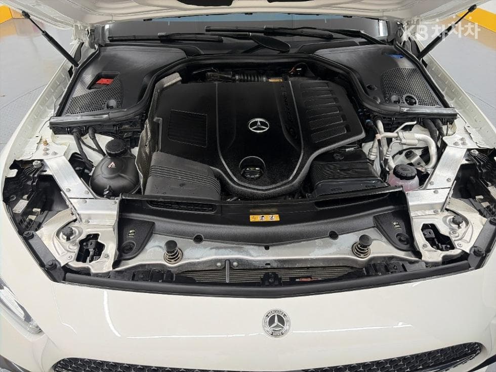 Mercedes-Benz - CLS-Class | 450 4MATIC Base 5