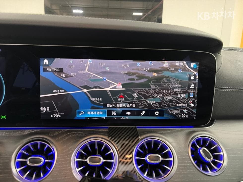 Mercedes-Benz - CLS-Class | 450 4MATIC Base 16