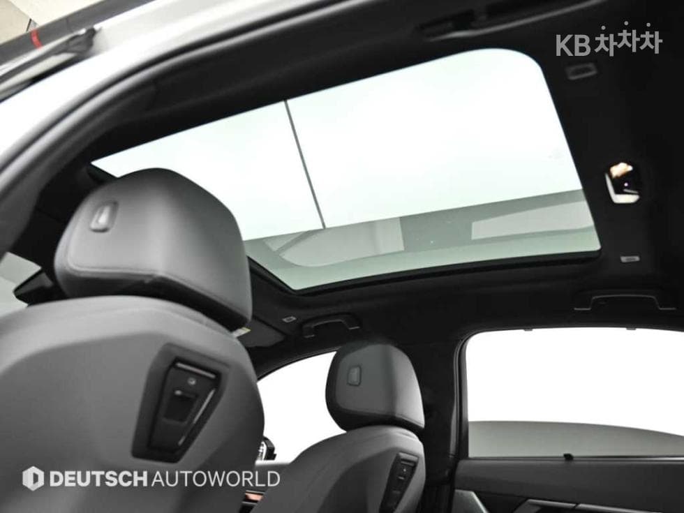 BMW - 5-Series | New 530 xDrive M Sport 18