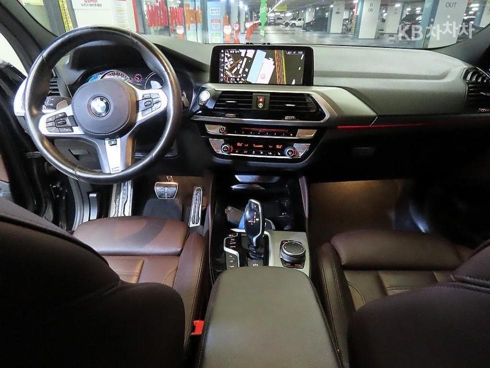 BMW - X4 | New xDrive 20 M Sport Pakage 10