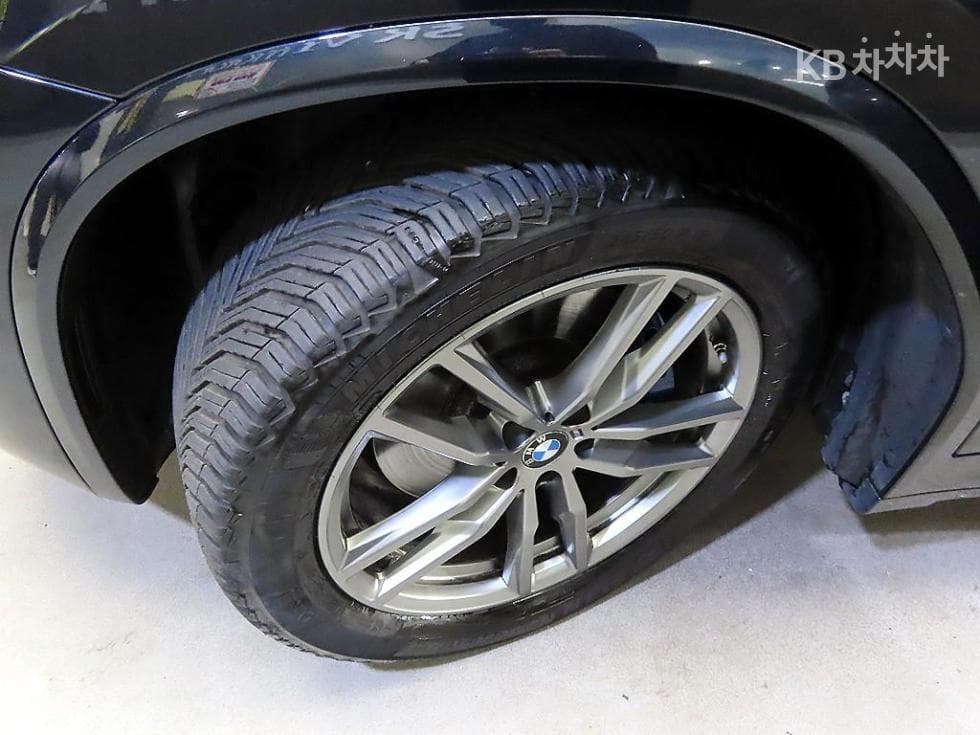 BMW - X4 | New xDrive 20 M Sport Pakage 20