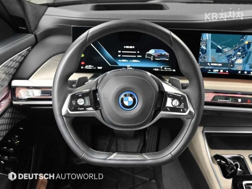 BMW - 7-Series | 750 xDrive M Sport Executive 13