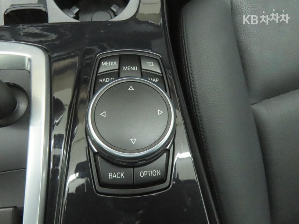 BMW - 5-Series | New 520 M Dynamic F10 13