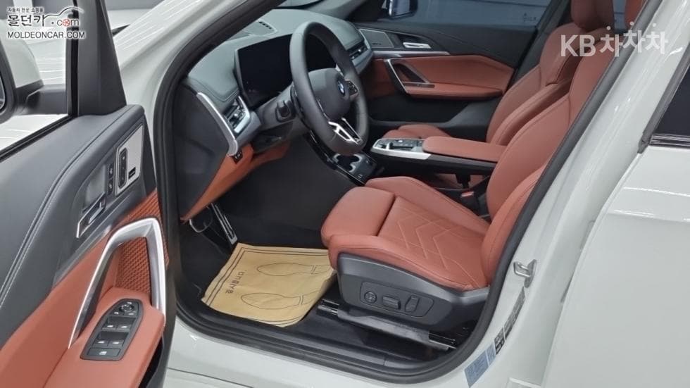 BMW - X1 | xDrive20 M Sport 9