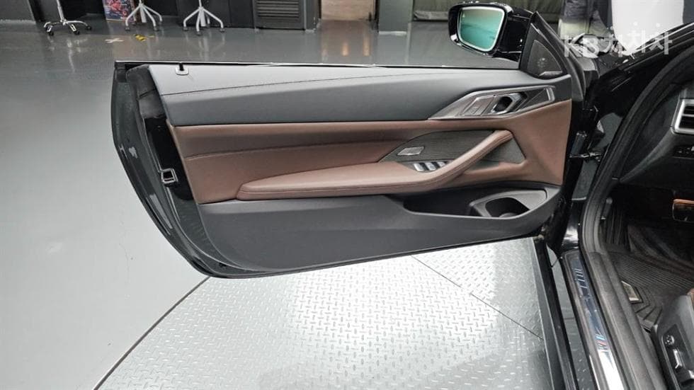 BMW - 4-Series | 420 Convertible M Sport 10