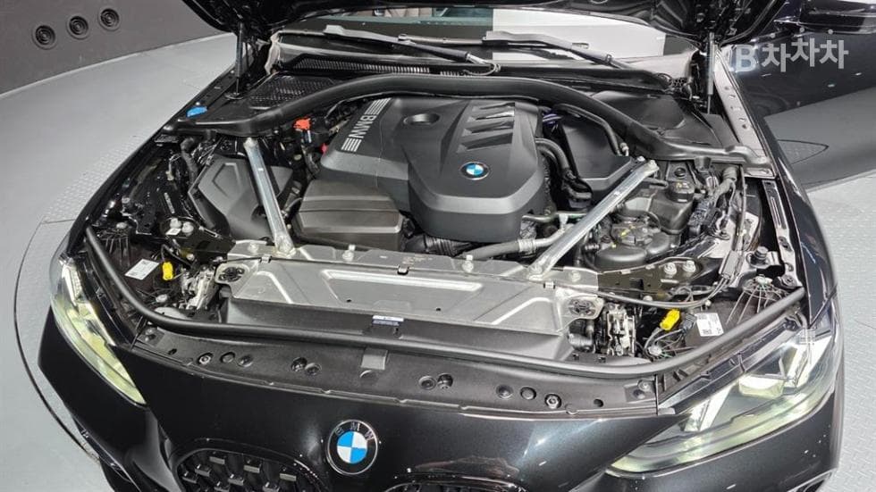 BMW - 4-Series | 420 Convertible M Sport 11