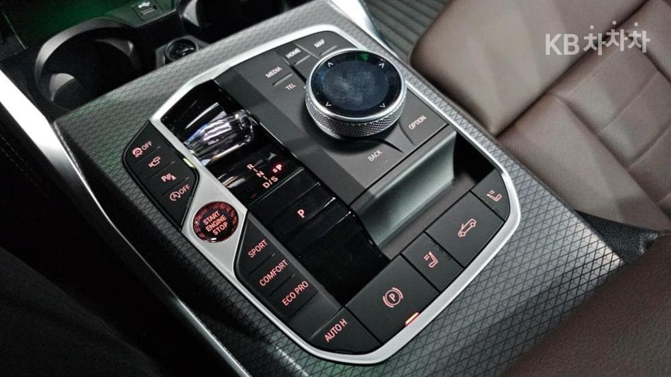 BMW - 4-Series | 420 Convertible M Sport 14