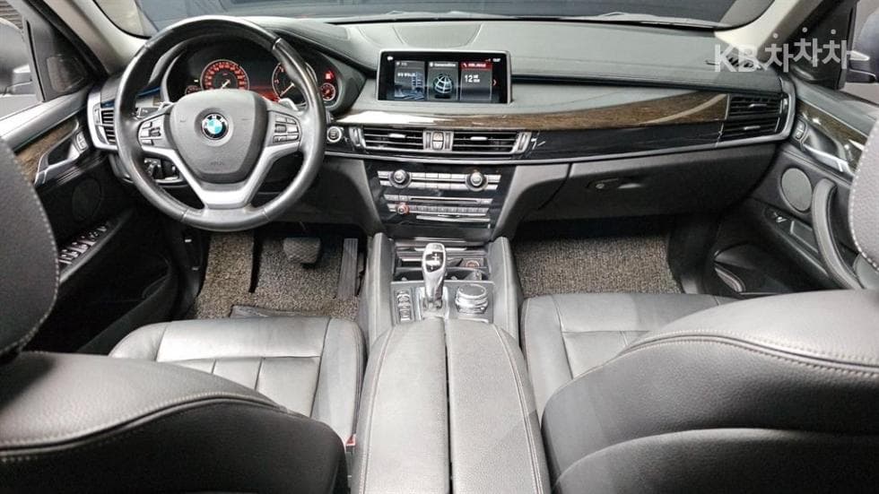 BMW - X6 | xDrive 30 Base 9