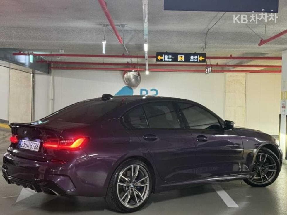 BMW - 3-Series | M340 Base 2