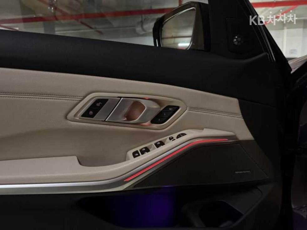 BMW - 3-Series | M340 Base 15