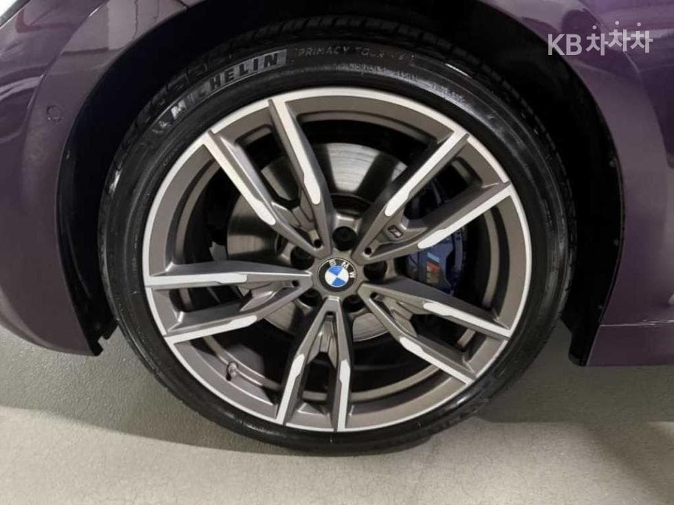 BMW - 3-Series | M340 Base 17
