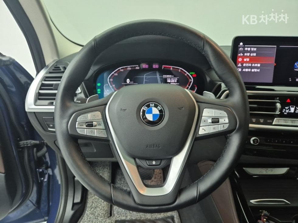 BMW - X4 | New xDrive 20 xLine 9